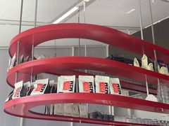 -UNI UNI(环亚凯瑟琳店)