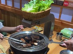 -汉城烤肉·黑金冠(华山路店)