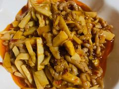 鱼香肉丝-大隐隐于市私房菜(保和小区店)