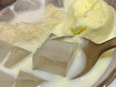 白凉粉-甜心妈妈·榴莲星级糖水(北京路总店)