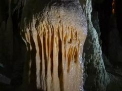 -波斯托伊纳溶洞