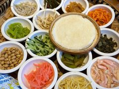 -包整·丝娃娃(一览甲秀楼风景店)