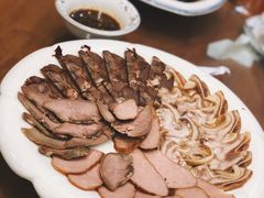 -东北农家小院(定西路店)