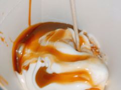 焦糖椰奶风味麦旋风-麦当劳(温州人民路店)