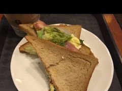 鸡蛋牛肉双色三明治-星巴克(来福士2F店)