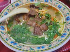红烧牛三宝面-金杨拉面王小吃面馆·牛三宝面·红烧牛肉粉