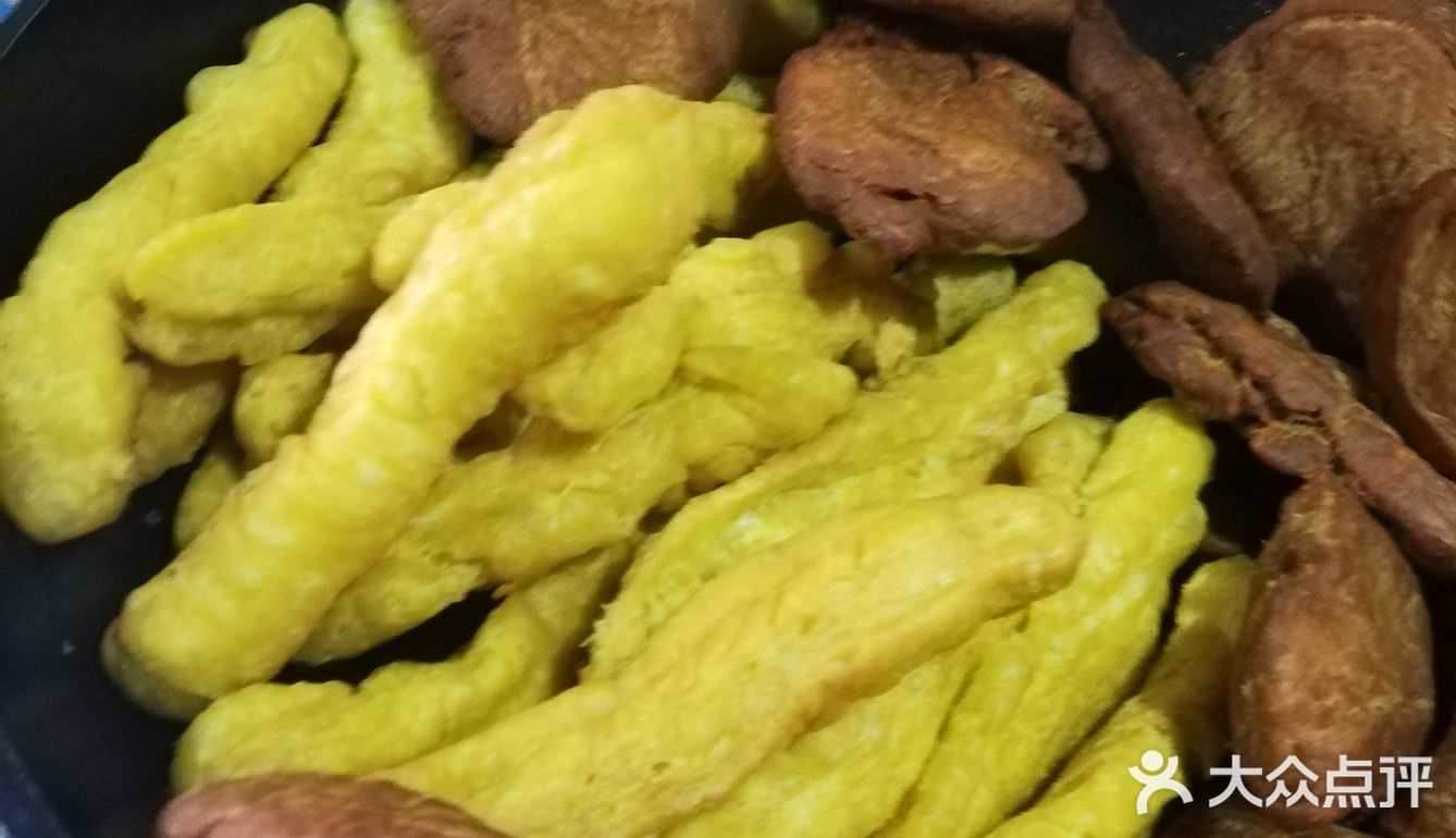油香，自制小面食，可能油温不热，倾入的油太多！