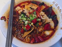 -渝是乎川渝小炒(新世界百货望京店)