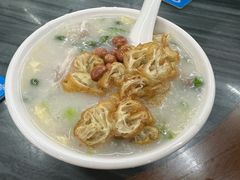 艇仔粥-穗银肠粉店(东川路店)