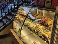 自助取餐区-星巴克(苏州泰华店)