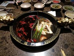 -椒香城门口重庆老火锅(美颂广场店)