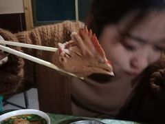 -梁老三麻辣鸡头总店