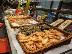 -四海一家自助餐(益田假日广场店)