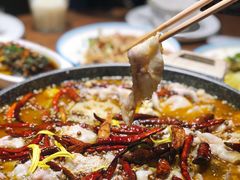 -山城外·非遗酸菜鱼(财富中心店)