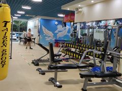 -健怪兽私教健身馆(恒大帝景店)