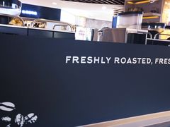 -luckincoffee瑞幸咖啡(香港名店街店)