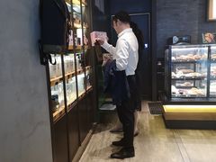 -星巴克臻选(周浦万达店)