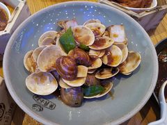 -美食小镇·观赏珍稀鸟类·长隆熊猫酒店