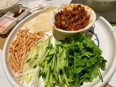 -关东小磨东北菜(漕河泾印象城店)