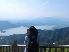 -蟒山国家森林公园-停车场