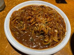 五花肉炒酸菜粉-95号酱骨·一块豆腐(展春园西路店)