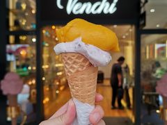 芒果雪芭-VENCHI 闻绮(上海佛罗伦萨小镇店)