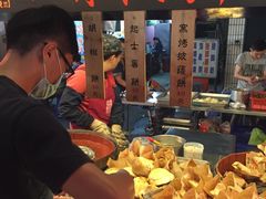 -六合夜市