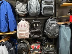-UNDER ARMOUR(新燕莎奥莱店)