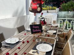 -Mark&Mars Restaurant