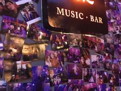 -無名记忆Music Bar夜景怀旧酒吧