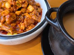 -莲餐厅·湖北菜·潜江小龙虾店(愚园路店)