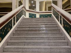 -上海置地广场(南京东路店)