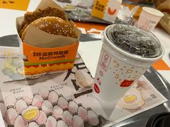 -麦当劳(世界城广场店)