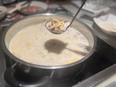 -尚尚仙·酸汤猪手·猪肚鸡火锅(华联万柳购物中心店)