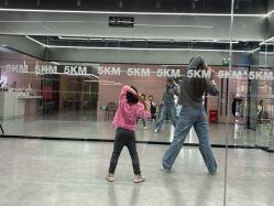 -5KM舞蹈街舞工作室