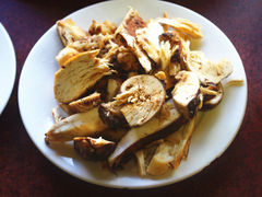 -东巴谷野生菌火锅餐厅