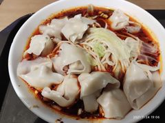 招牌抄手面-聚园面庄(新光天地店)