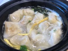 蟹粉小馄饨-馋三尺蟹粉小笼(人民广场店)