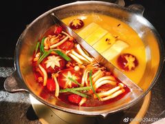 -湊湊火锅·茶憩(新中关购物中心店)