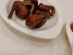 脆皮乳鸽-金时代顺风大酒店(协泰店)
