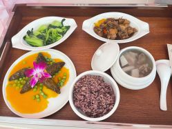 -梓爱月子中心(花都店)