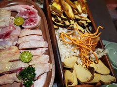 -野·大山里土鸡火锅(万科里店)