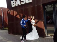 -燕西婚纱摄影工作室(友盛上都写字楼店)