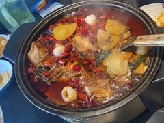 -辣尚瘾·烤鱼·新川菜(交大直营店)