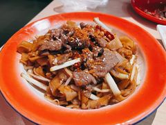 干炒牛肉河粉-避风塘(宝山万达店)