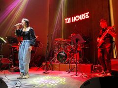 -TZ House音乐现场(来福士中心店)