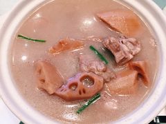 排骨莲藕汤-亢龙太子酒轩(东湖店)
