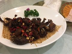 -宜宾海鲜酒家·三十年老字号