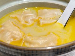 金汤黄鱼馄饨-蟹黄鱼·海派深夜面馆(巨鹿路店)