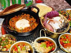 -鑫釜山海鲜烧烤(鑫丰国际店)